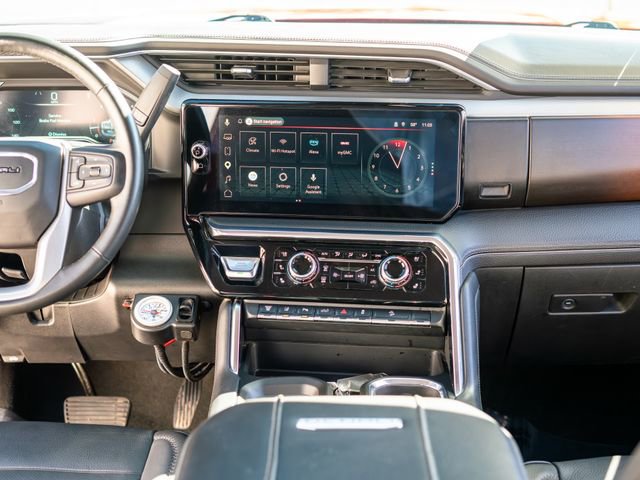 Used 2024 GMC Sierra 2500 Denali w/ Technology Package AWD/4WD image 33