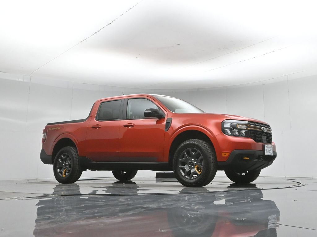 Certified 2024 Ford Maverick Tremor w/ Tremor Off-Road Package AWD/4WD image 4