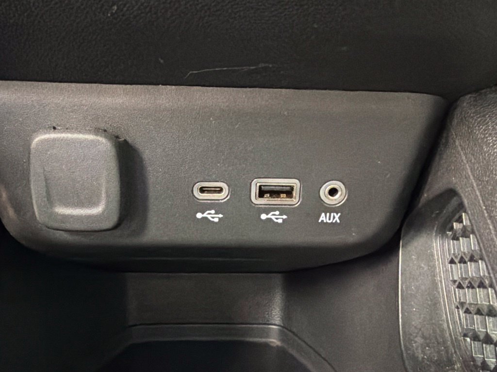 Used 2021 Chevrolet TrailBlazer LT w/ Convenience Package FWD image 33