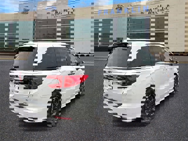 Used 2023 Honda Odyssey Elite image 5