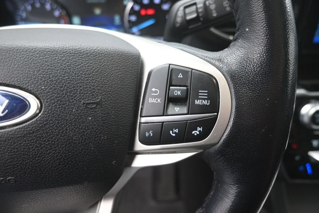 Certified 2021 Ford Explorer Limited w/ Equipment Group 301A RWD image 7