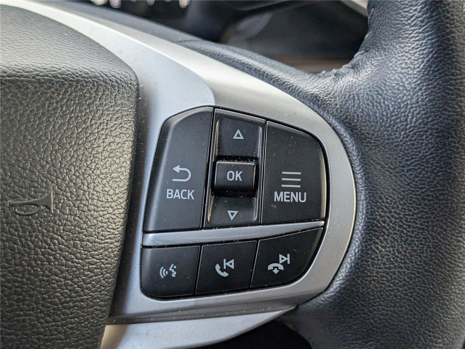 Certified 2022 Ford Explorer Limited w/ Hybrid Equipment Group 310A image 28