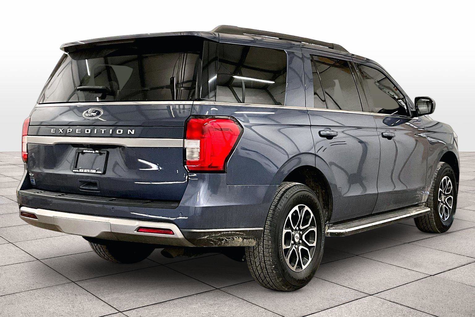 Certified 2022 Ford Expedition XLT image 11