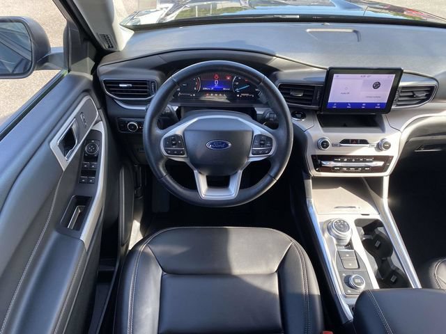 Certified 2024 Ford Explorer XLT w/ Equipment Group 202A AWD/4WD image 15