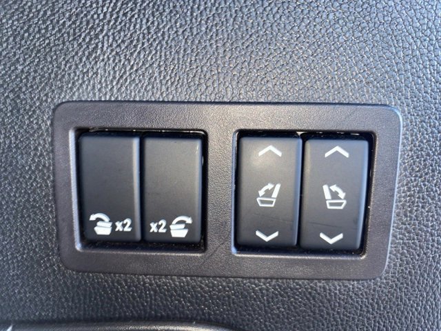 Used 2019 Cadillac Escalade Luxury image 28