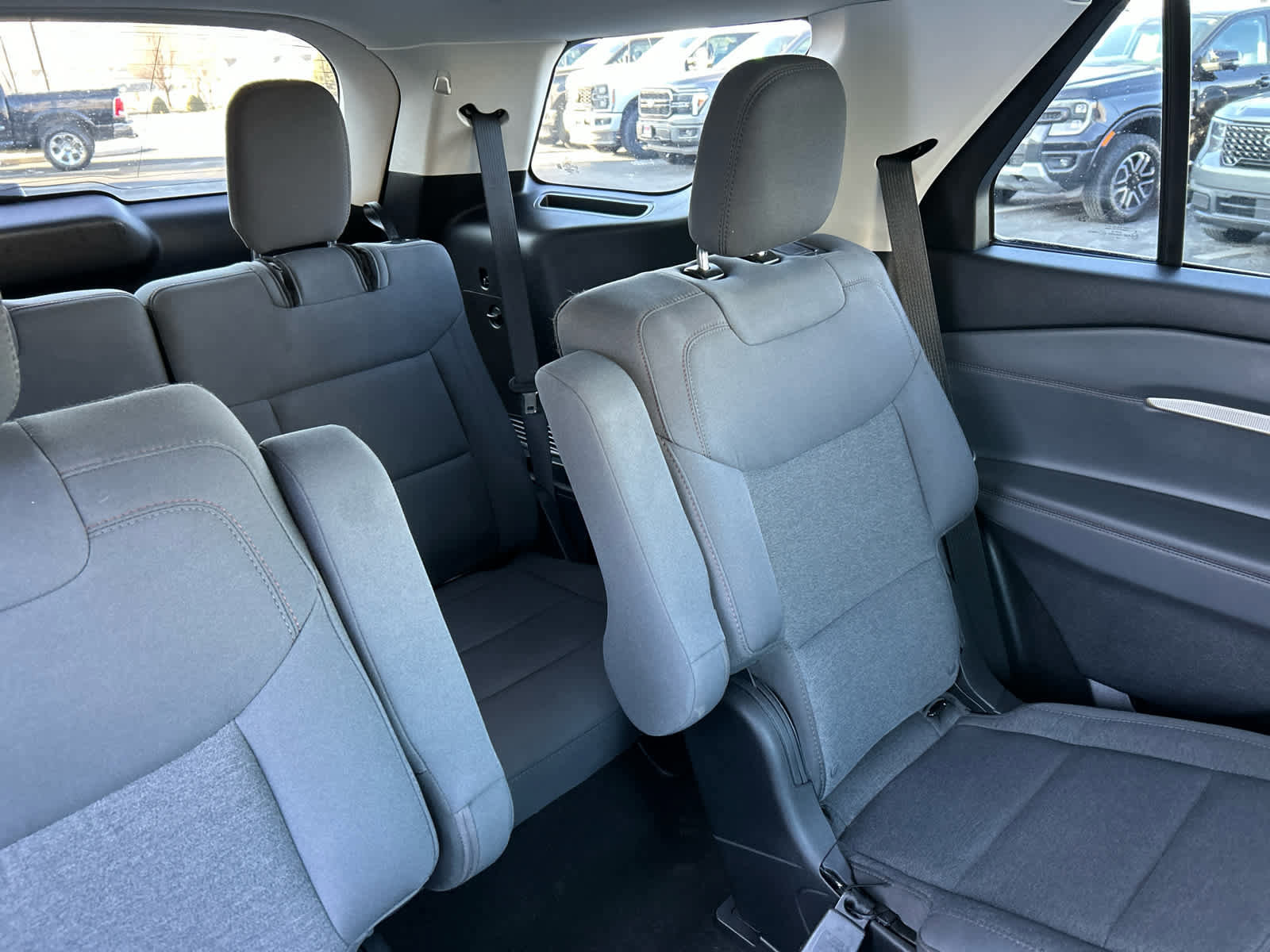 Certified 2025 Ford Explorer Active image 20