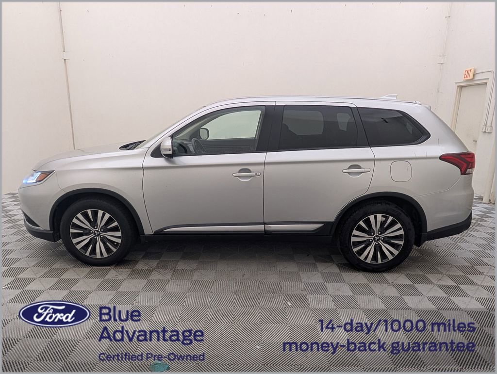 Used 2019 Mitsubishi Outlander SE FWD image 9