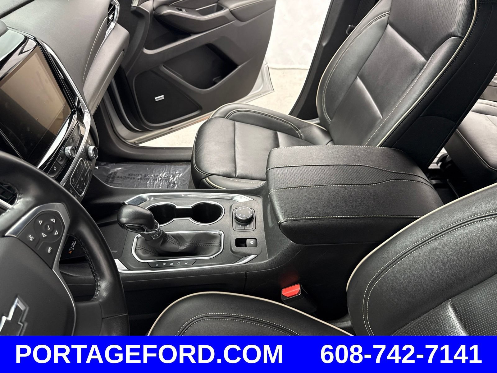 Used 2022 Chevrolet Traverse Premier w/ Redline Edition AWD/4WD image 19