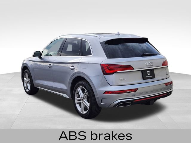 Used 2023 Audi Q5 e Premium Plus image 3