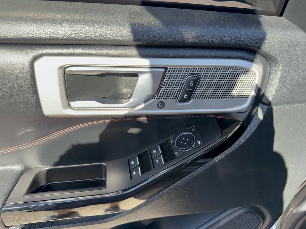 Certified 2022 Ford Explorer ST-Line w/ Class IV Trailer Tow Package image 9