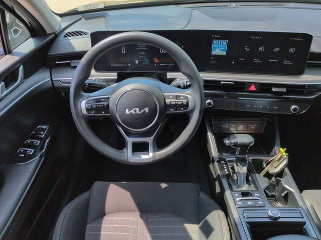 Used 2025 Kia K5 LXS image 18