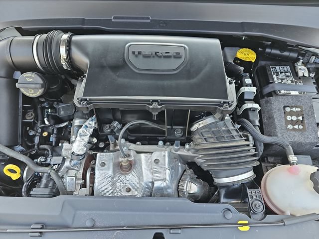 Used 2024 Jeep Compass Latitude AWD/4WD image 31