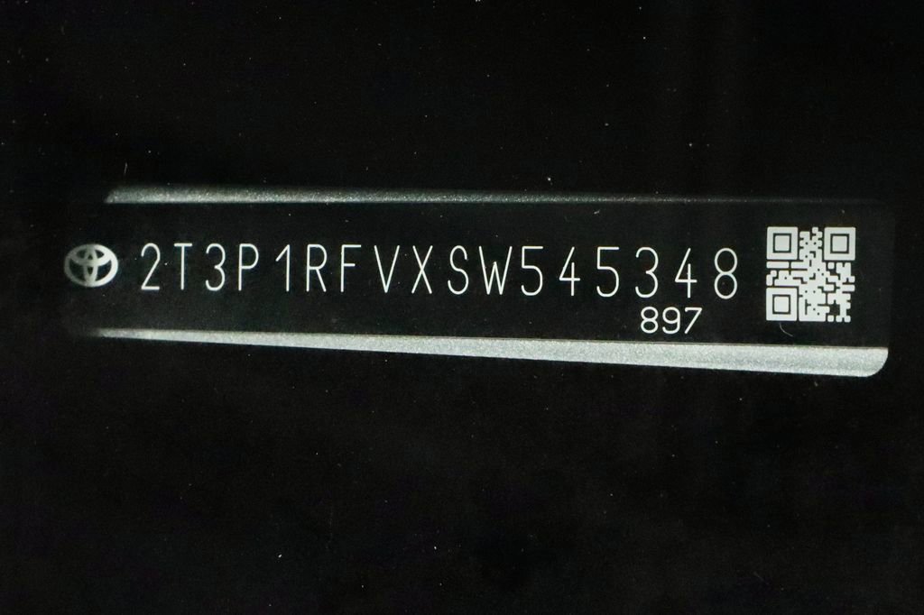 Used 2025 Toyota RAV4 XLE image 31