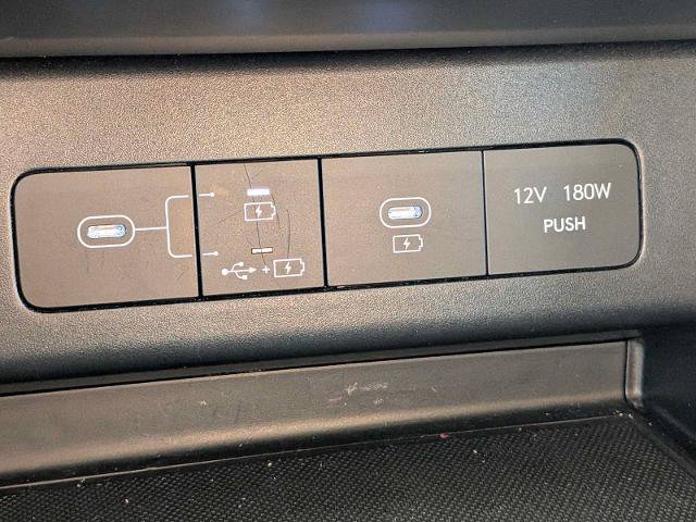 Used 2025 Hyundai Sonata SEL FWD image 25