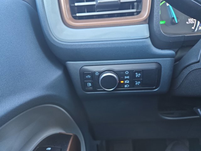 Certified 2024 Ford Maverick Lariat image 25