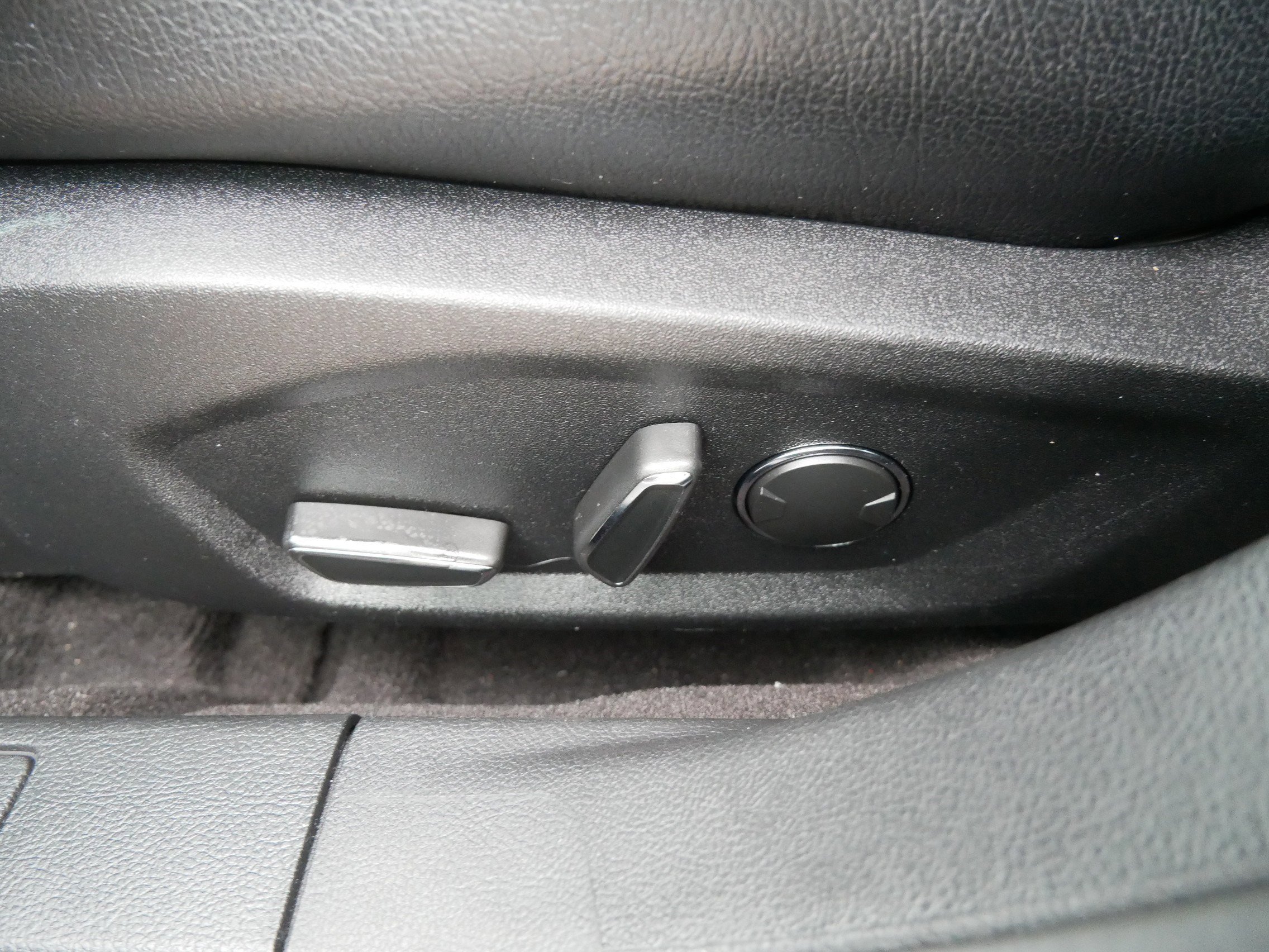 Certified 2019 Ford Fusion SE image 19