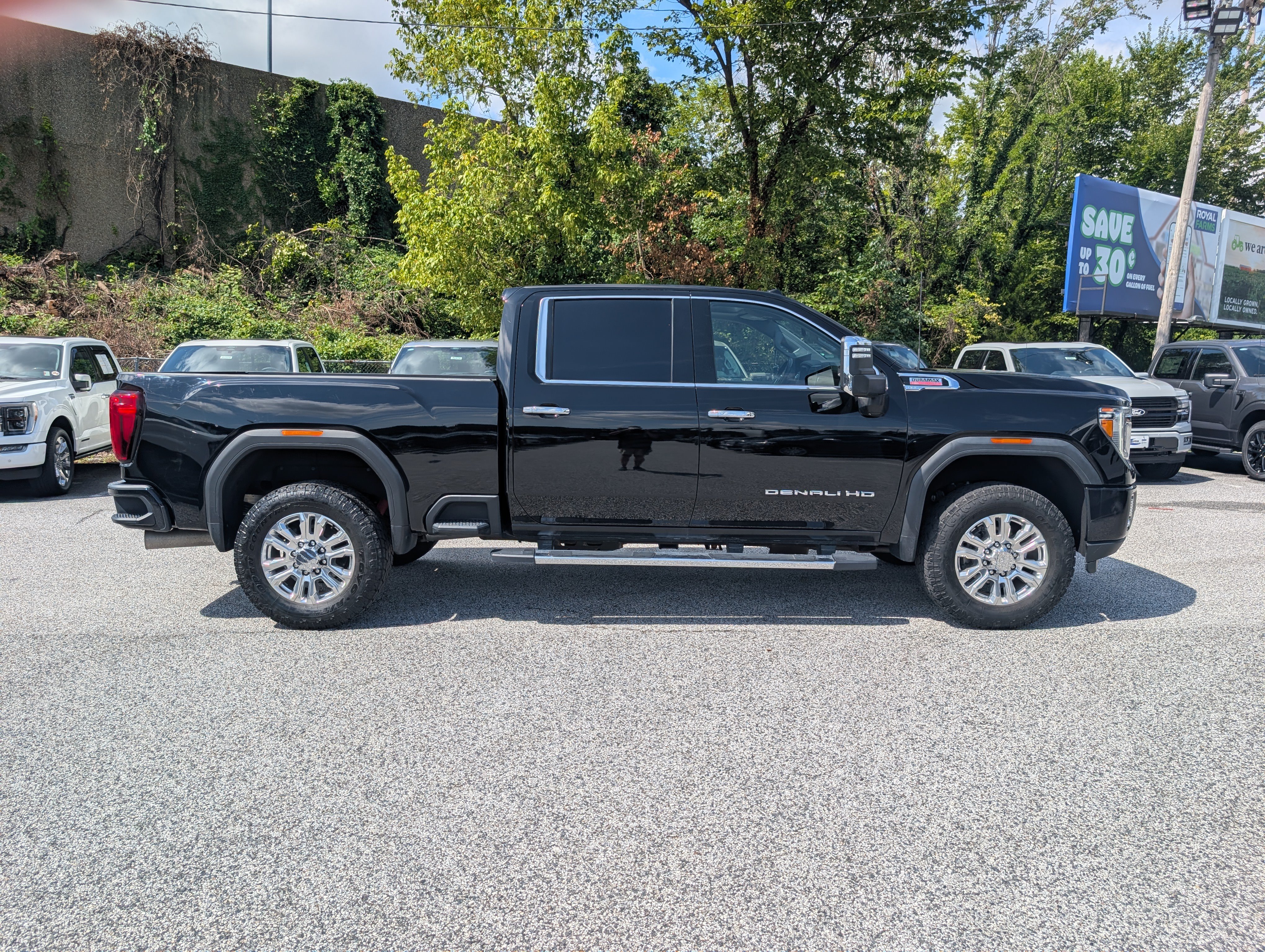 Used 2021 GMC Sierra 2500 Denali w/ Denali Ultimate Package AWD/4WD image 8