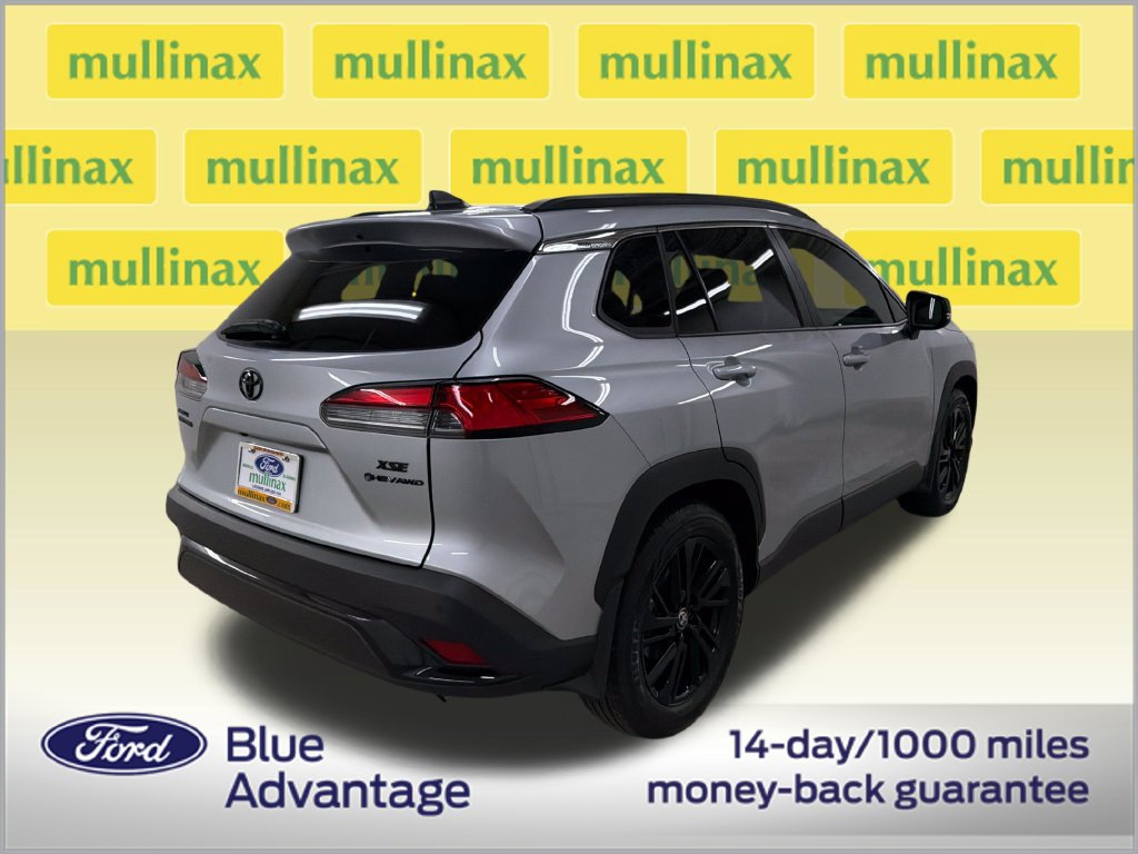 Used 2026 Toyota Corolla Cross AWD Hybrid w/ Convenience Package image 3
