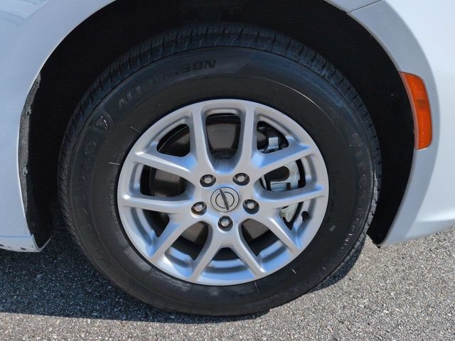 Used 2022 Chrysler Pacifica Touring-L FWD image 11
