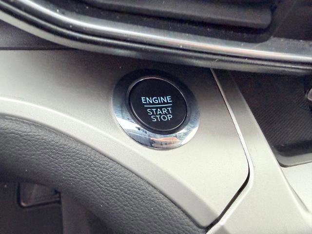 Certified 2022 Ford Explorer XLT w/ Equipment Group 202A image 19