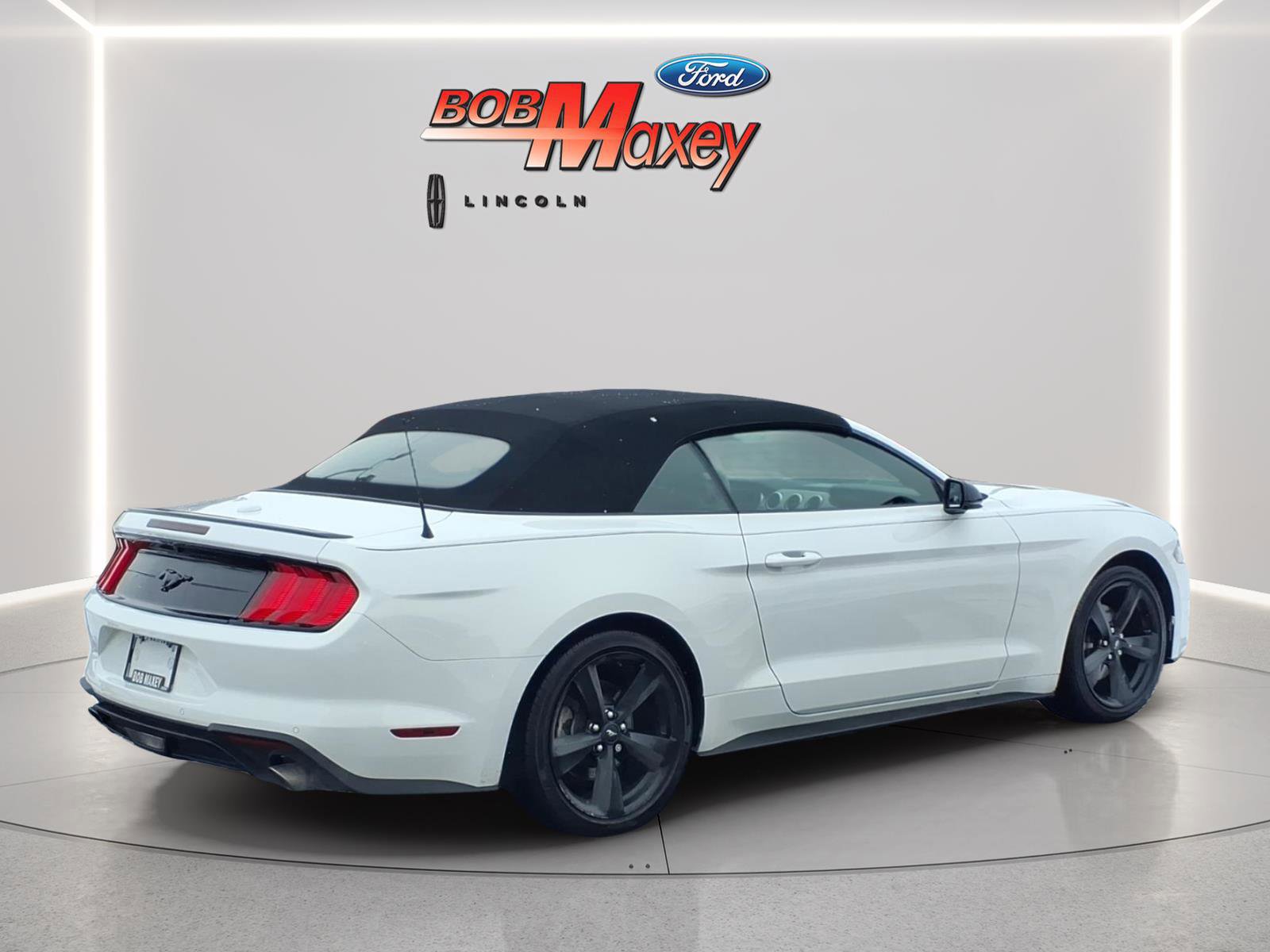 Certified 2022 Ford Mustang Premium w/ Equipment Group 201A image 4