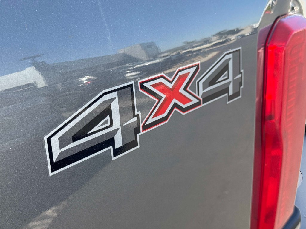 Certified 2024 Ford F250 XLT AWD/4WD image 11