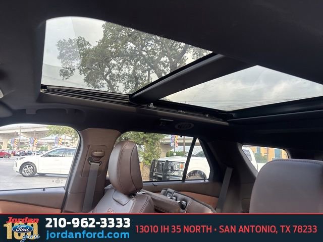 Certified 2024 Ford Explorer King Ranch w/ Technology Package RWD image 25