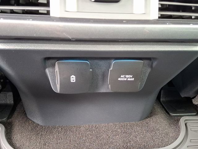 Certified 2023 Ford F150 Lariat AWD/4WD image 12
