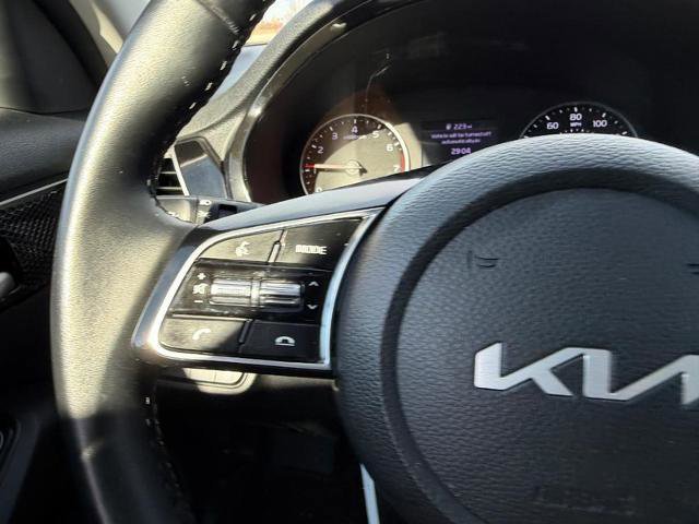 Used 2023 Kia Seltos EX image 13