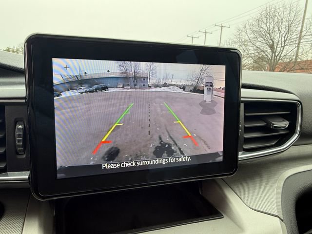 Certified 2022 Ford Explorer XLT w/ Equipment Group 202A image 17