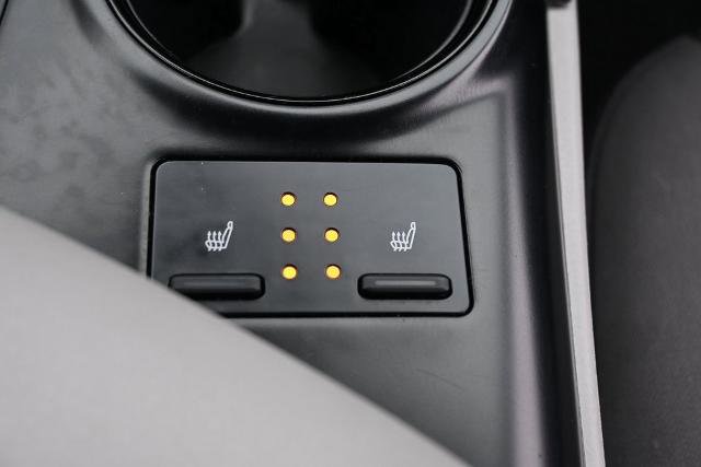 Used 2019 Toyota Camry LE image 28