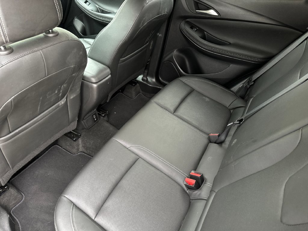 Used 2024 Buick Encore GX Sport Touring AWD/4WD image 11