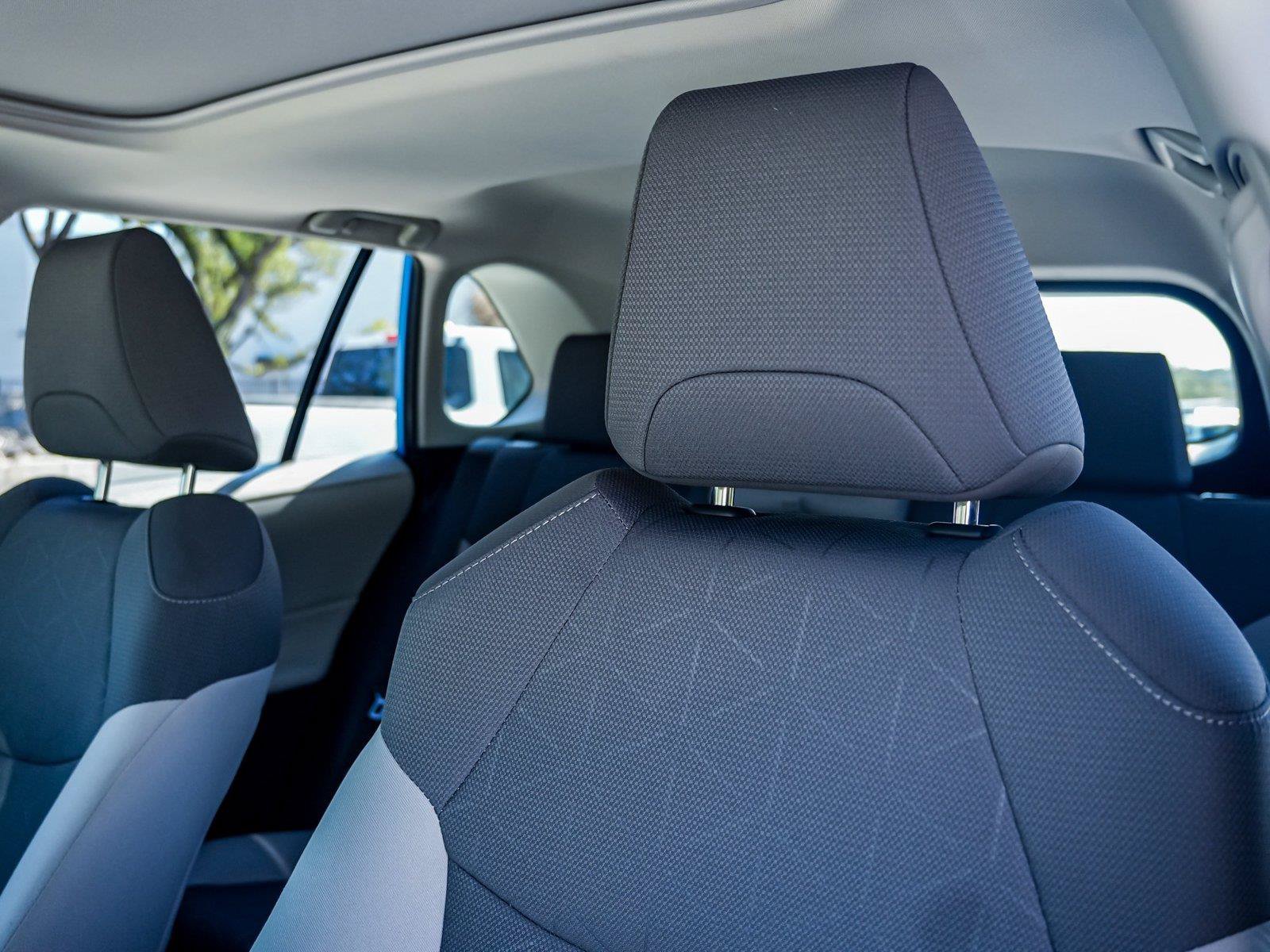 Used 2019 Toyota RAV4 XLE w/ Convenience Package AWD/4WD image 11