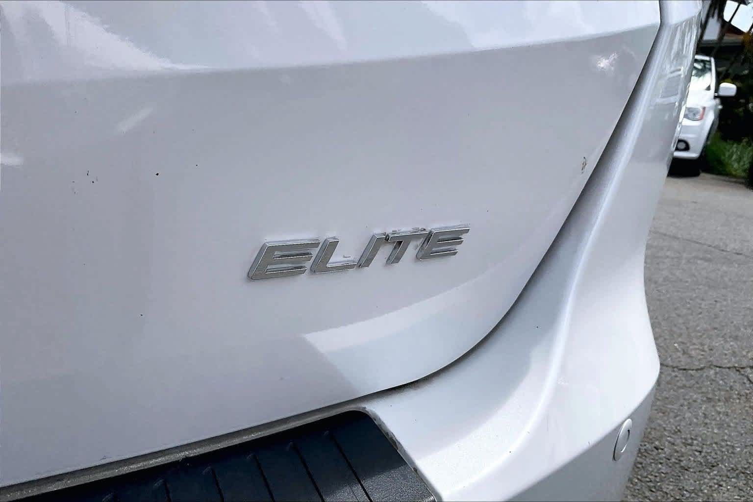 Used 2023 Honda Odyssey Elite image 7