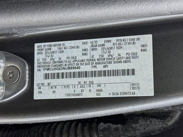 Certified 2022 Ford Escape SE w/ Cold Weather Package image 30