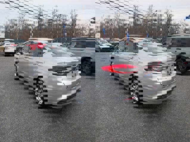 Certified 2018 Ford Fusion S image 3