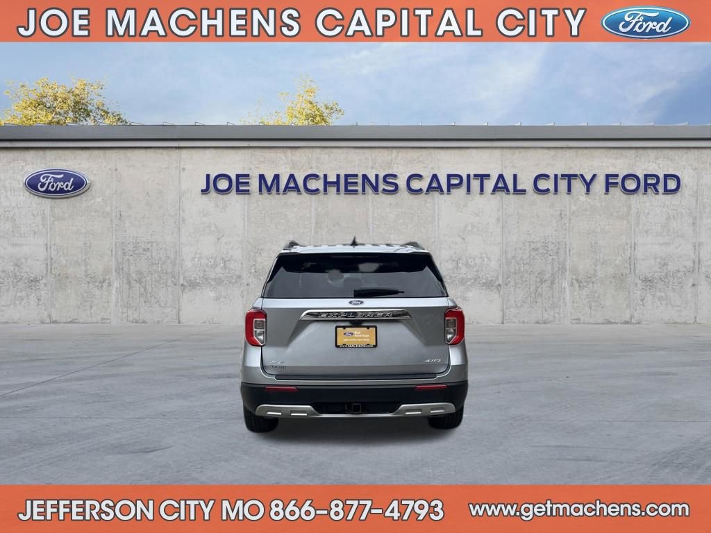 Certified 2023 Ford Explorer XLT w/ Equipment Group 202A image 4