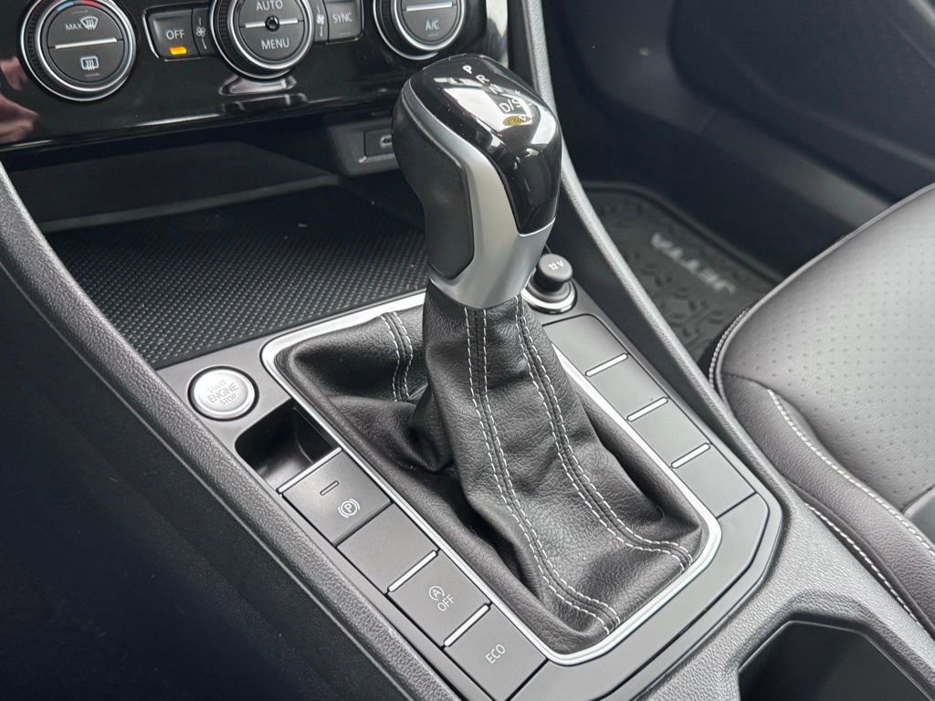 Used 2023 Volkswagen Jetta SE FWD image 30
