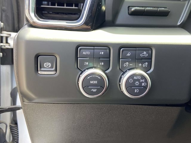Used 2024 GMC Sierra 2500 Denali Ultimate AWD/4WD image 17