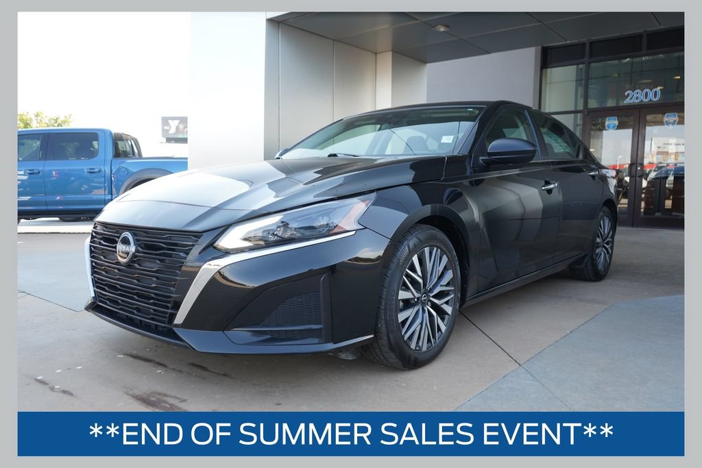 Used 2025 Nissan Altima 2.5 SV