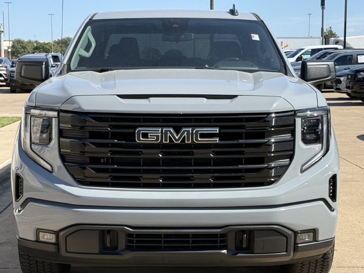 Used 2024 GMC Sierra 1500 Elevation AWD/4WD image 8