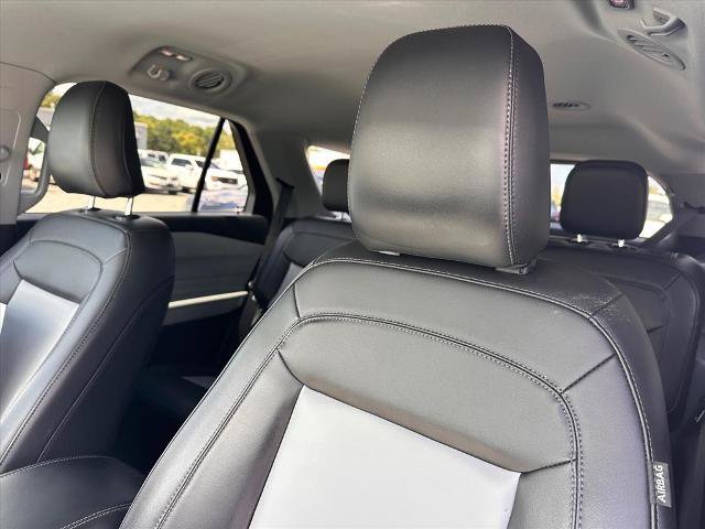 Certified 2023 Ford Explorer XLT w/ Equipment Group 202A RWD image 21