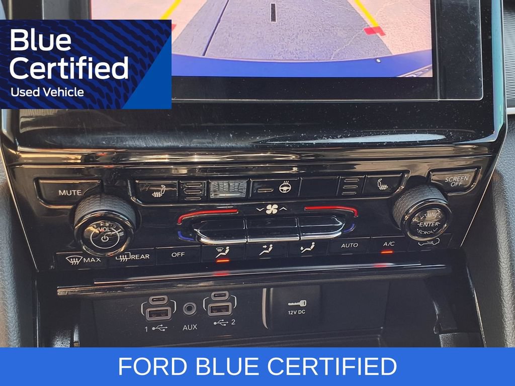 Used 2023 Jeep Grand Cherokee L Laredo RWD image 12