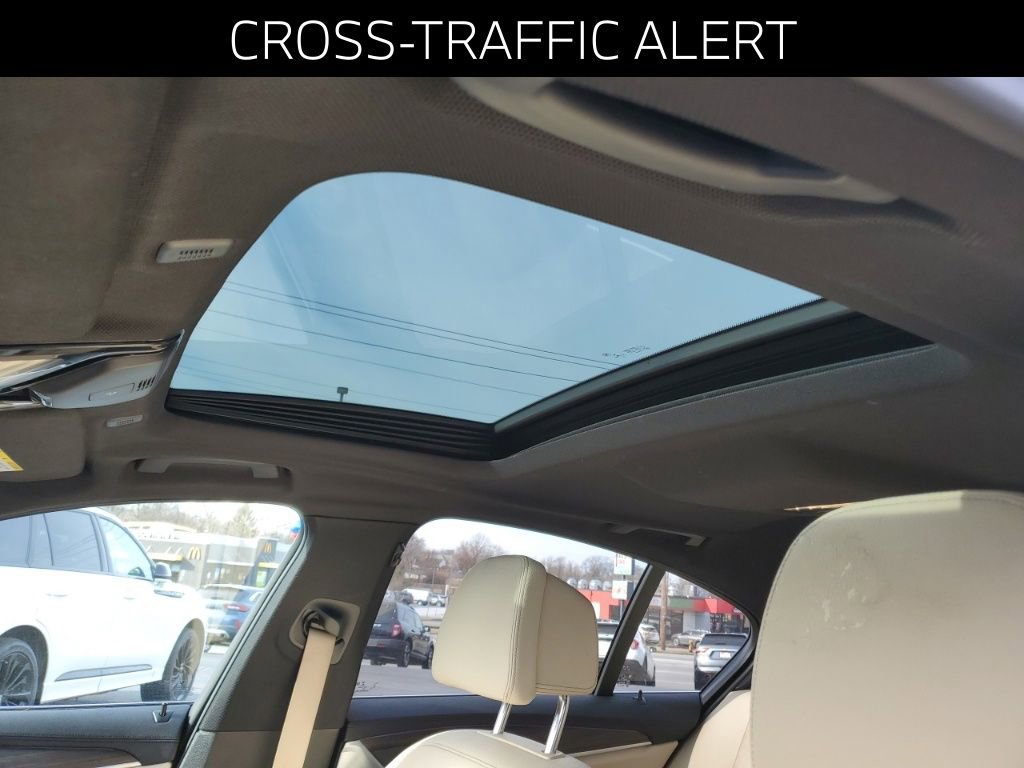 Used 2018 BMW 530e image 15