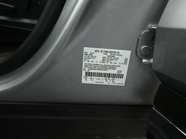 Certified 2022 Ford Explorer XLT w/ Equipment Group 202A image 49