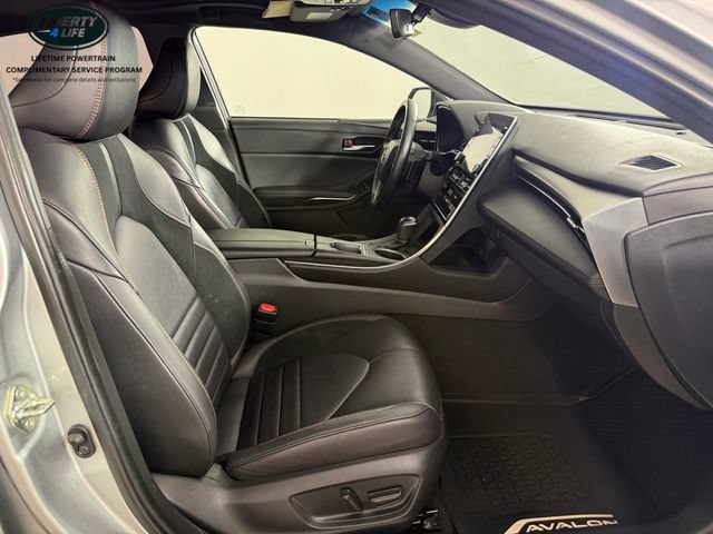 Used 2021 Toyota Avalon XSE FWD image 20