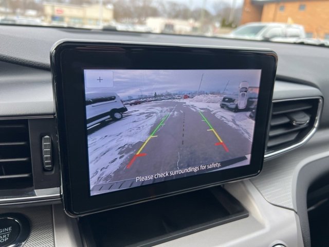 Certified 2023 Ford Explorer XLT w/ Equipment Group 202A image 13