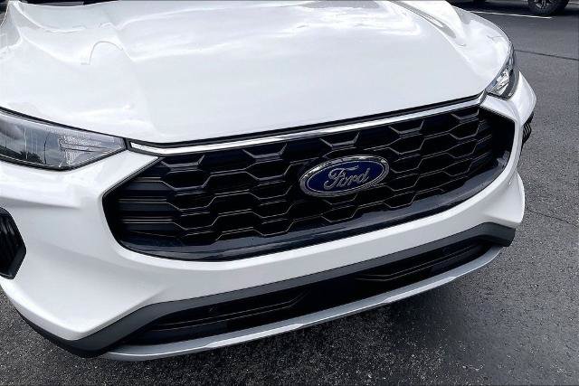 Certified 2025 Ford Escape ST-Line w/ Equipment Group 301A FWD image 29