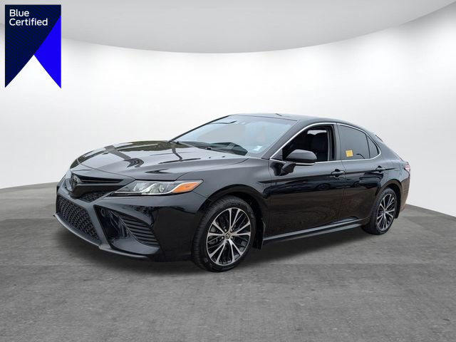 Used 2020 Toyota Camry SE image 1