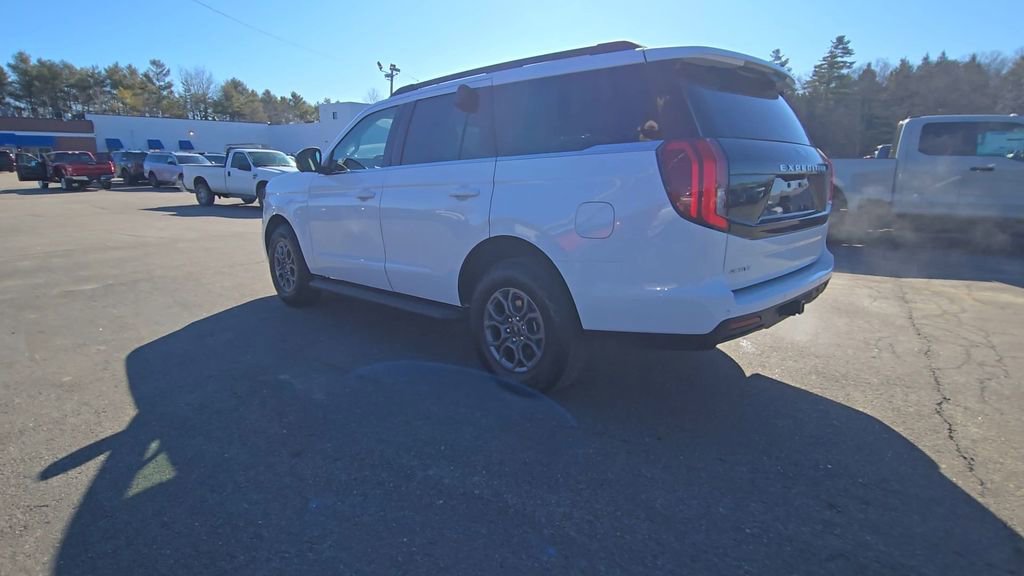 Certified 2025 Ford Expedition Active AWD/4WD image 17